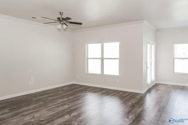 Building Photo - 14853 Norfleet Dr