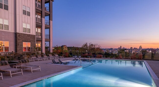 Building Photo - 1431 Dixie Hwy