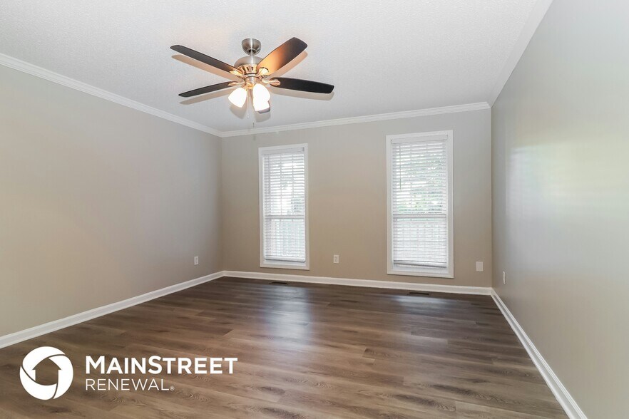 Building Photo - 104 Creekside Cir