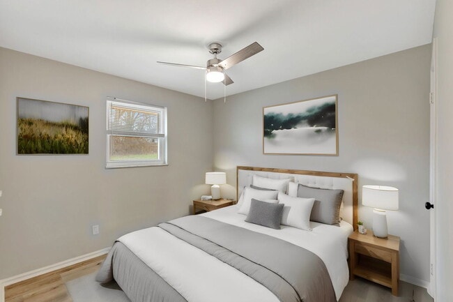 Building Photo - 7201 Longfield Dr