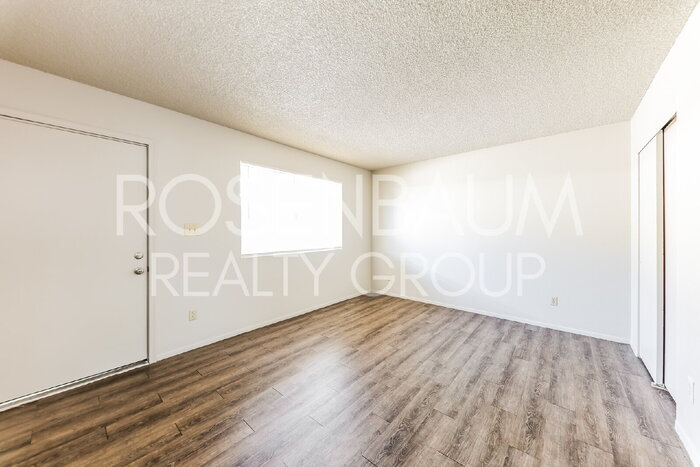 Building Photo - 9230 N 6th St