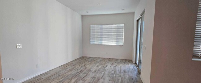 Building Photo - 22638 E Saddle Way