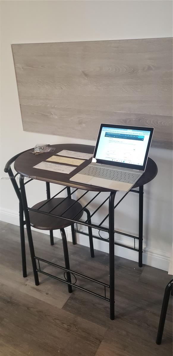 Building Photo - 8430 Harding Ave