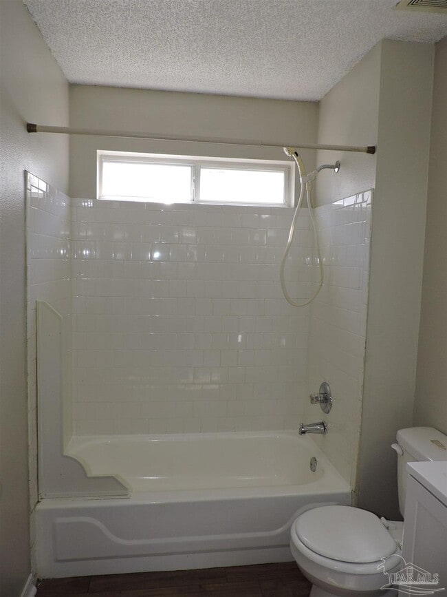 Building Photo - 4058 Glenway Dr