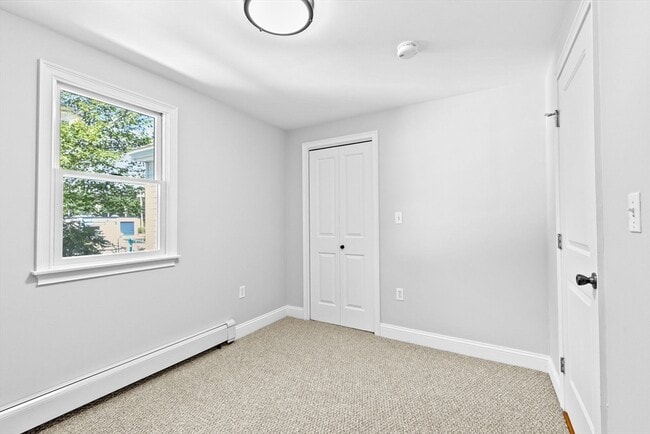Building Photo - 22 Broad Oak Way