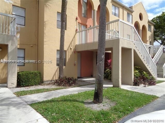 Building Photo - 5200 NW 31st Ave