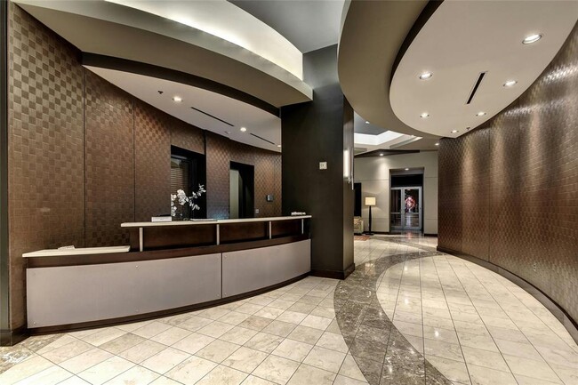 Building Photo - 360 Nueces St
