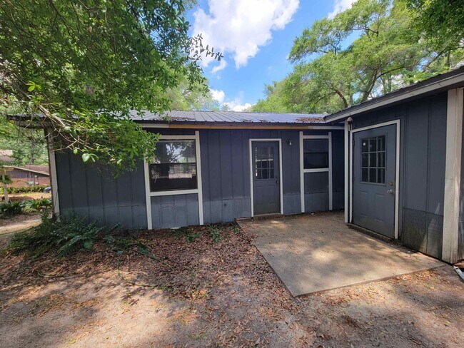 Building Photo - 5392 Dawn Ct