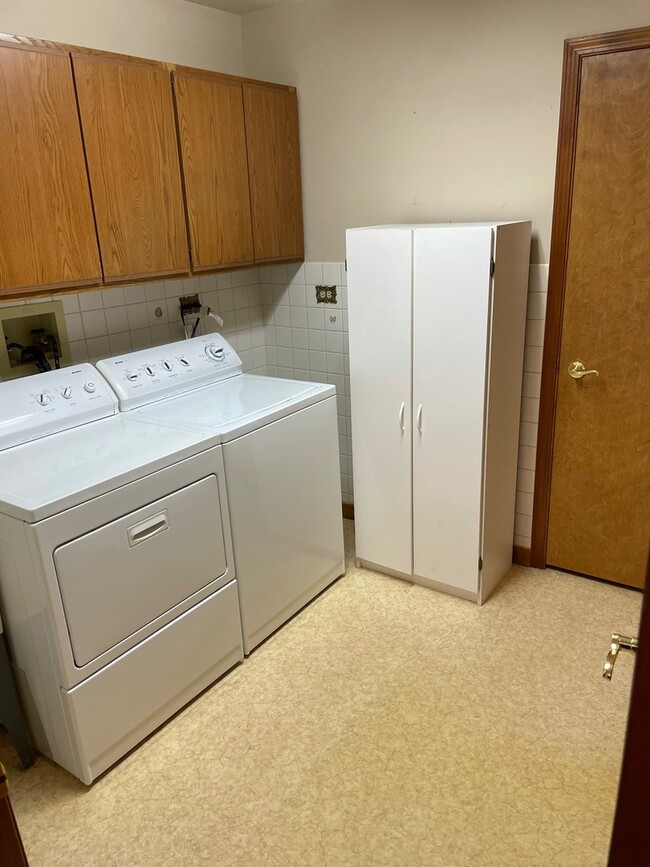 Building Photo - 20693 N Eugene Ave