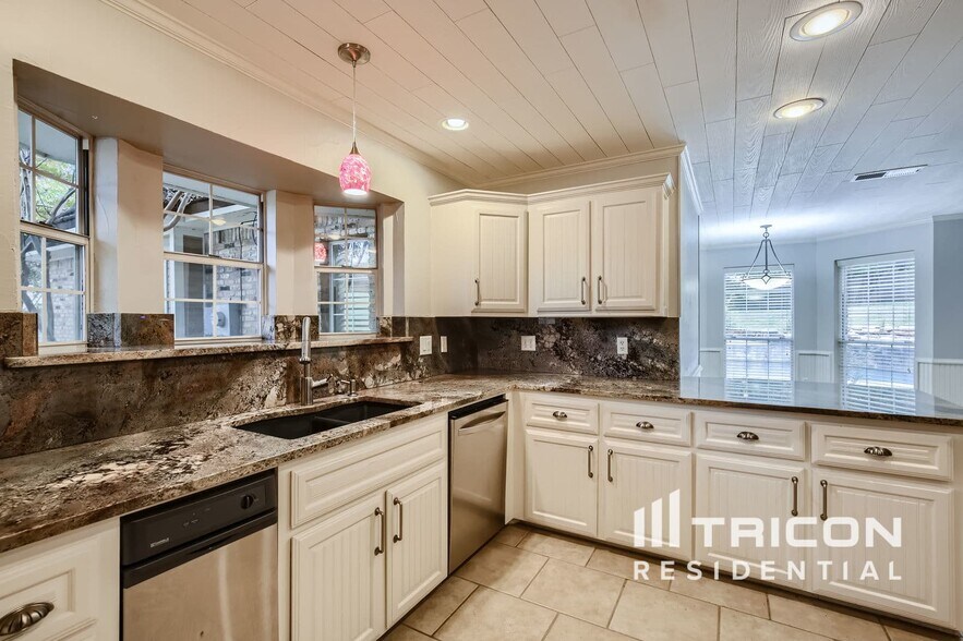 Building Photo - 1612 Mariah Bay Cir