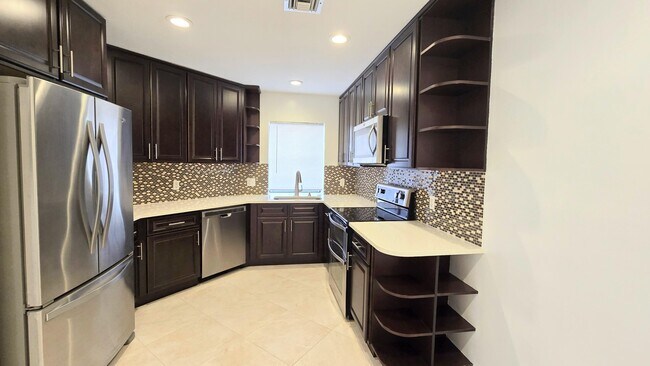 Building Photo - 5139 Floria Way