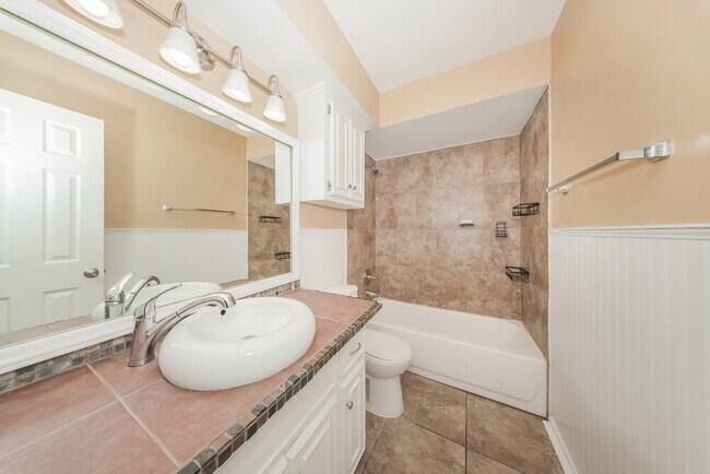 Building Photo - 2135 Jazzman Dr