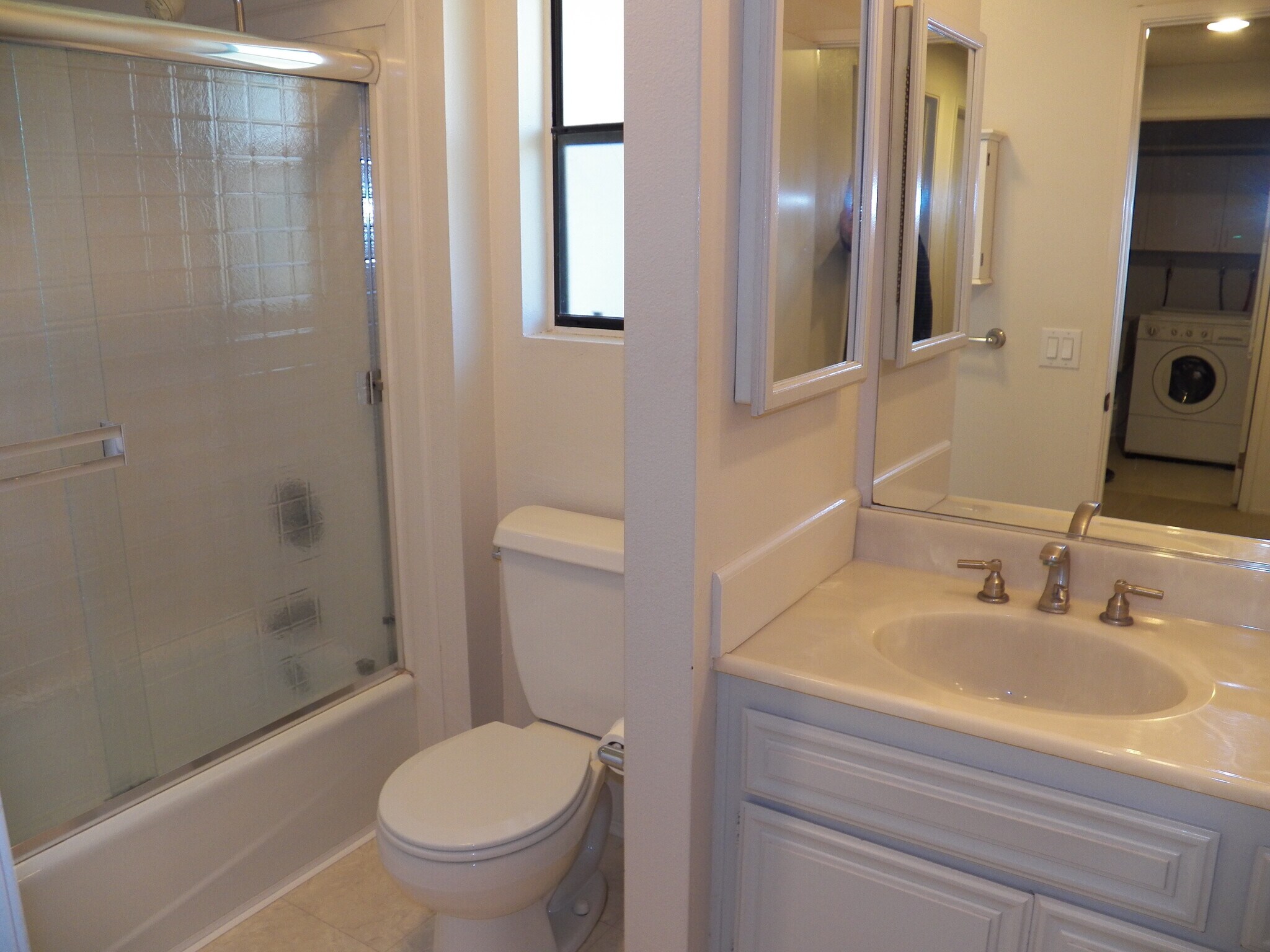 Building Photo - 6612 Reservoir Ln