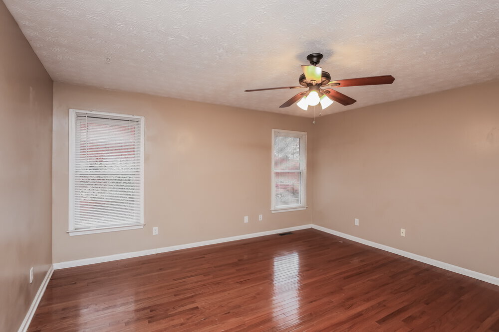 Building Photo - 710 Maggie Mae Ln