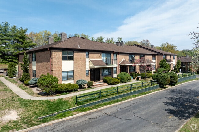 Building Photo - Brooklawn Gardens