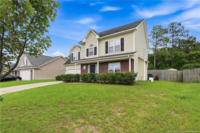 Building Photo - 2305 Gray Goose Loop