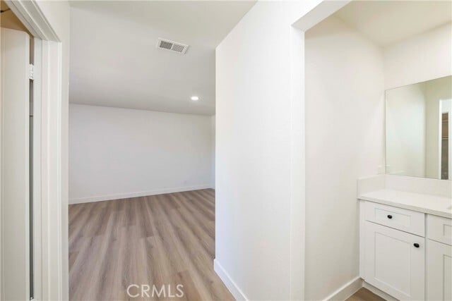 Building Photo - 28 Candlewood Way