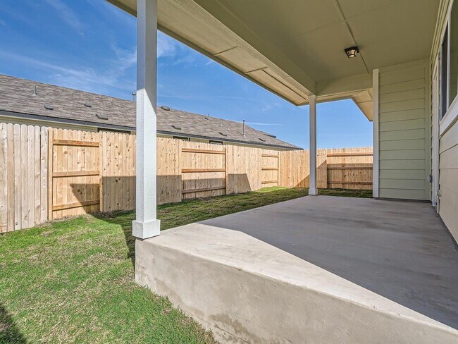 Building Photo - 137 Delta Crst