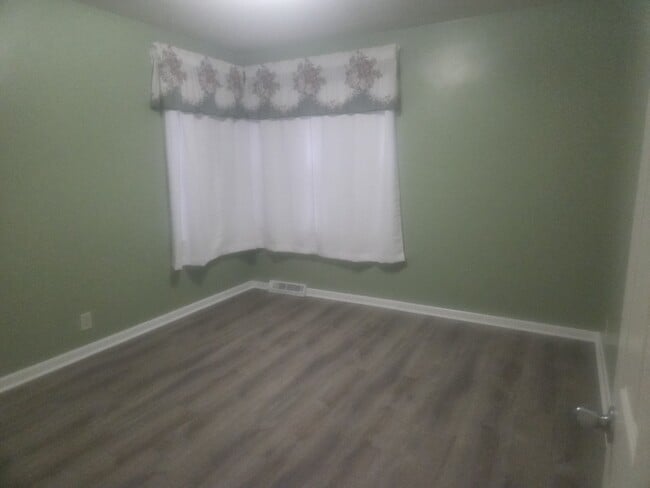 Building Photo - 9742 Port Sheldon St