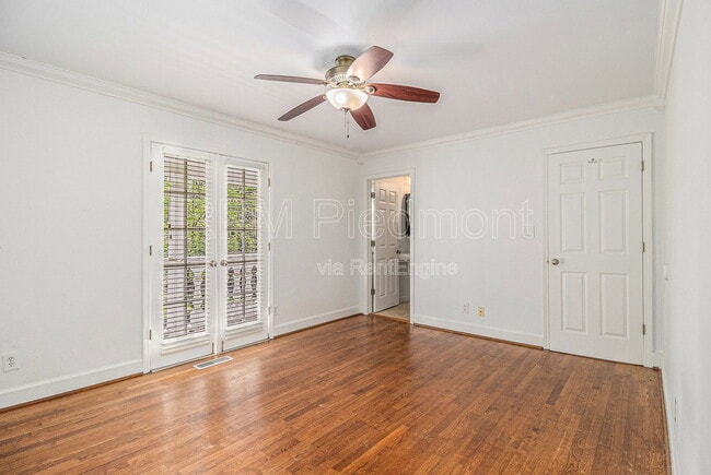 Building Photo - 2570 Northside Dr NW