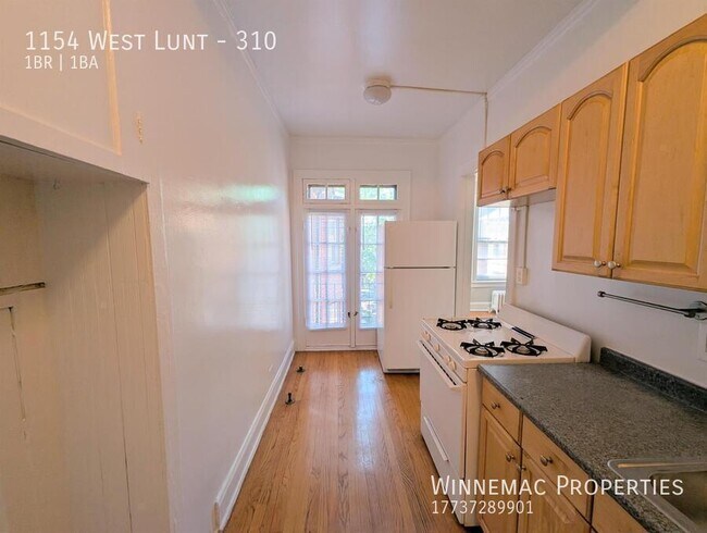 Building Photo - 1154 West Lunt-310
