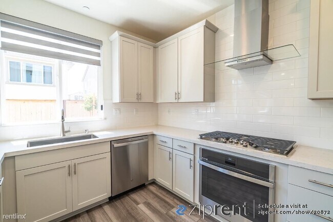 Building Photo - 4 br, 3 bath House - 4449 Tucker Drive, Fo...