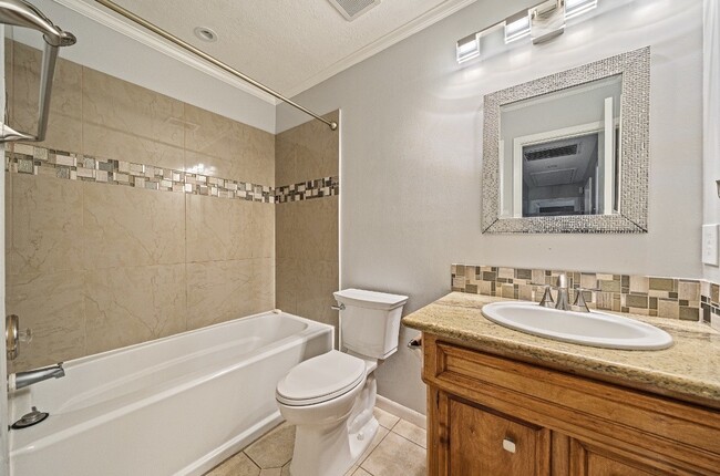 Building Photo - 22018 Silver Lode Dr