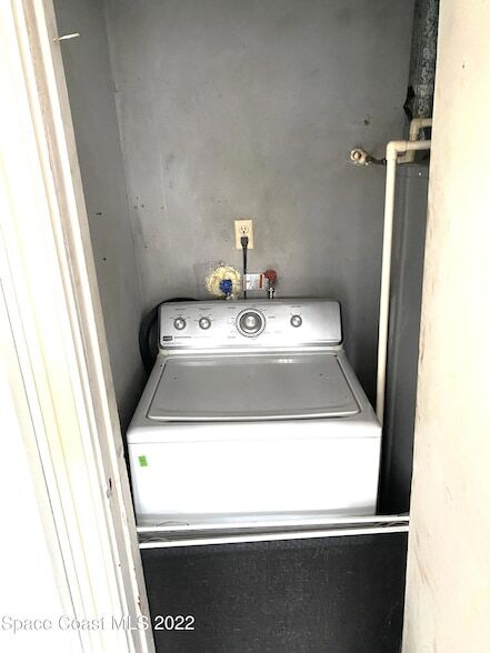 Building Photo - 1199 Jordan Ct NE