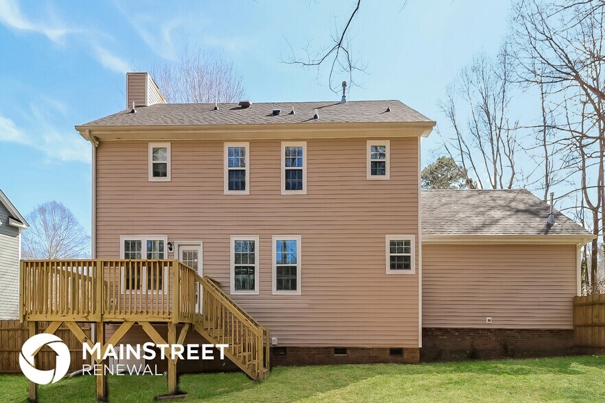 Building Photo - 125 Sleepy Creek Dr