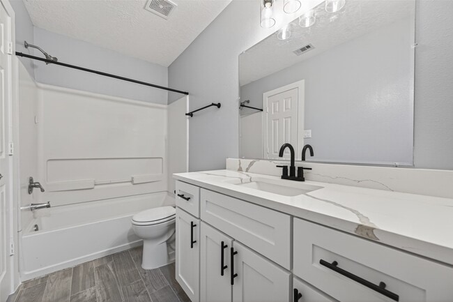 Building Photo - 4922 Comal River Loop