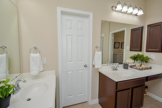 Building Photo - 24126 Haywards Crossing Ln