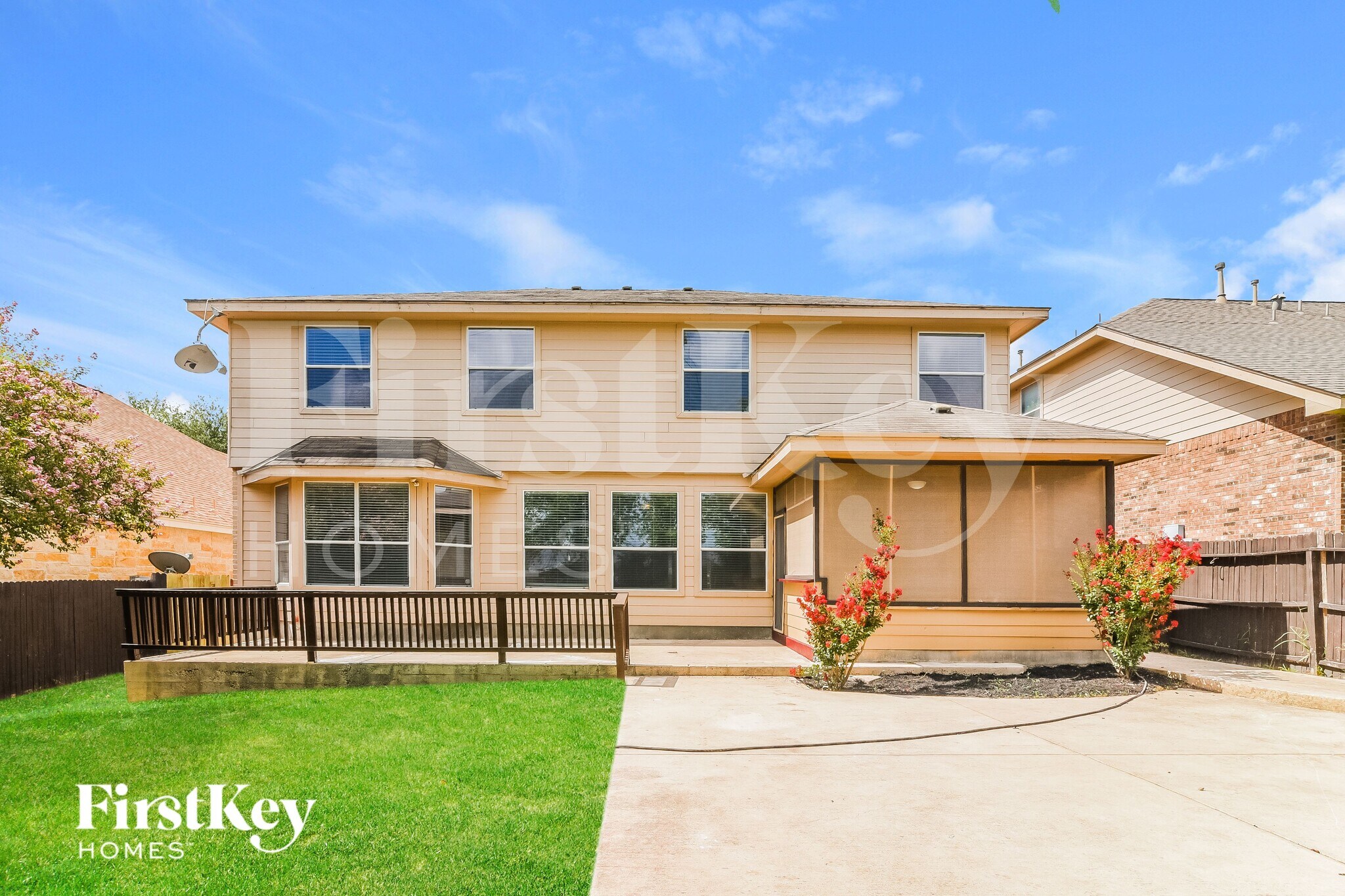 Building Photo - 12243 Dewitt Cove