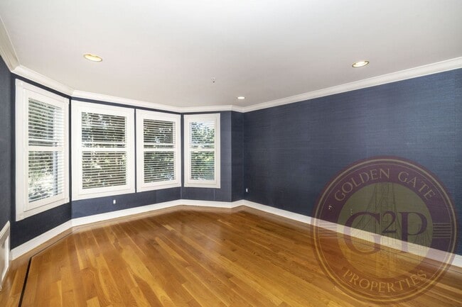 Building Photo - Noe Valley - 4 BR, 3 BA Condo 2,326 Sq. Ft. - 3D Virtual Tour, Roof Deck, Parking and Storage