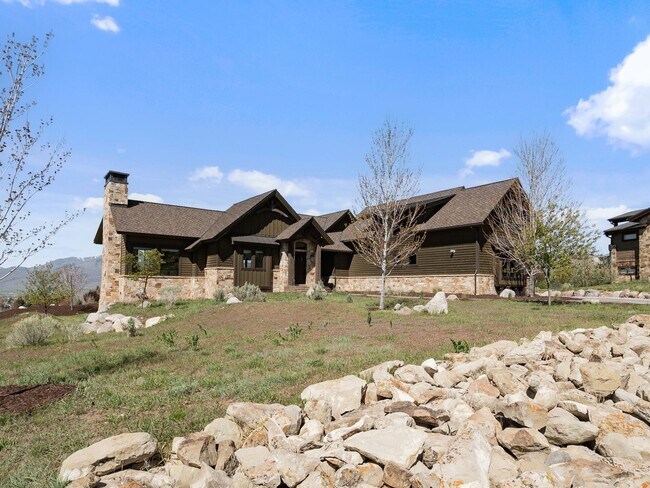 Building Photo - 1075 N Oquirrh Mountain Dr