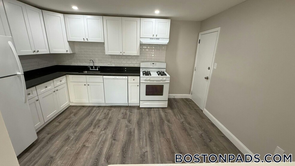 Building Photo - 95-101 Upton St.