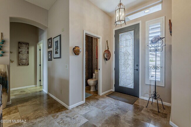 Building Photo - 65473 E Rose Ridge Dr