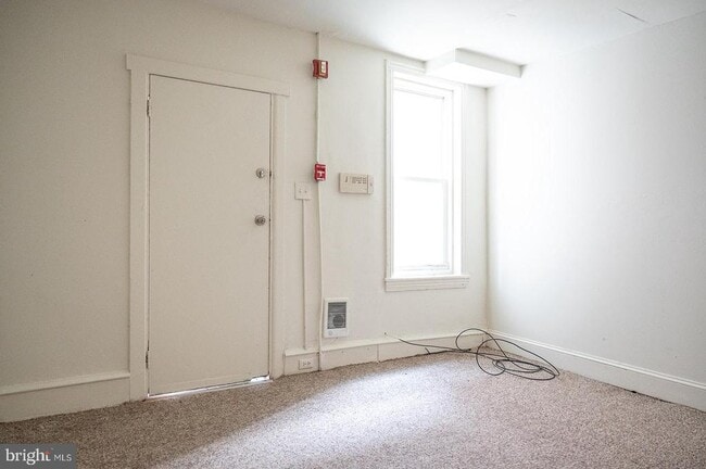 Building Photo - 835 E Chelten Ave