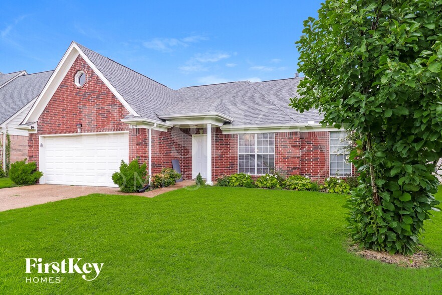 Building Photo - 1097 Red Fern Cir W