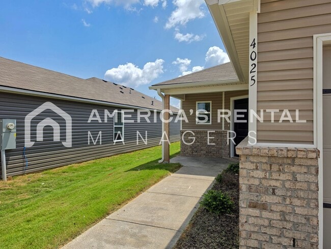 Building Photo - 4025 River Bend Rd