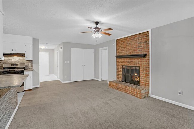 Building Photo - 4906 Wolverton Dr