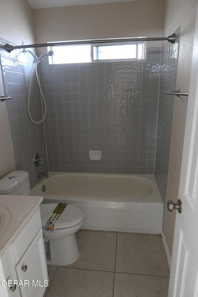 Building Photo - 11517 Cree Ct