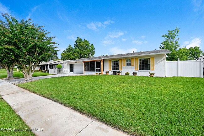 Primary Photo - 1160 La Brea Ave