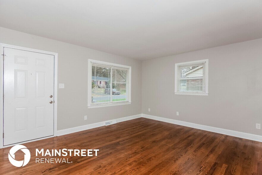 Building Photo - 4423 Brooktree Dr