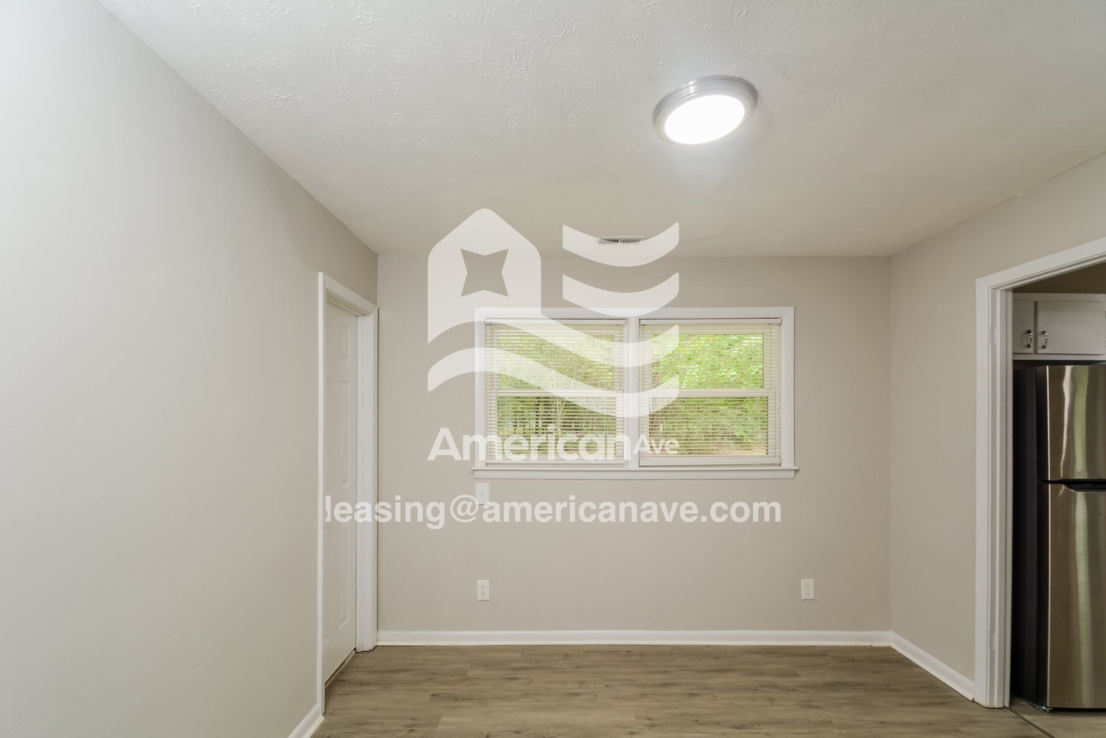 Building Photo - 936 Lark Ct