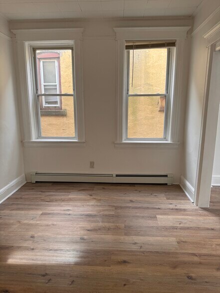 Building Photo - 181 Princeton Ave