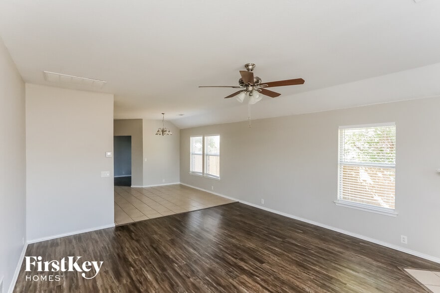 Building Photo - 203 Bear Trail