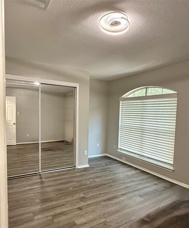 Building Photo - 1002 Port Daniel Dr