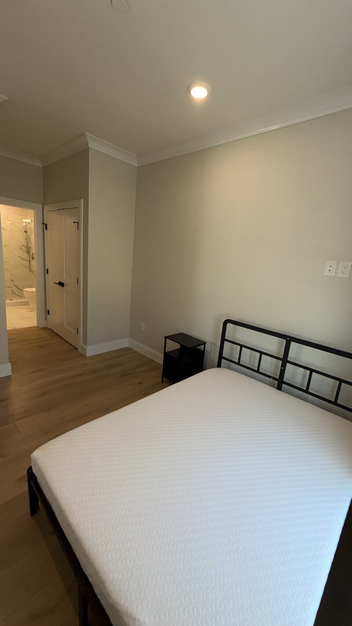 Building Photo - 3 Adamson St