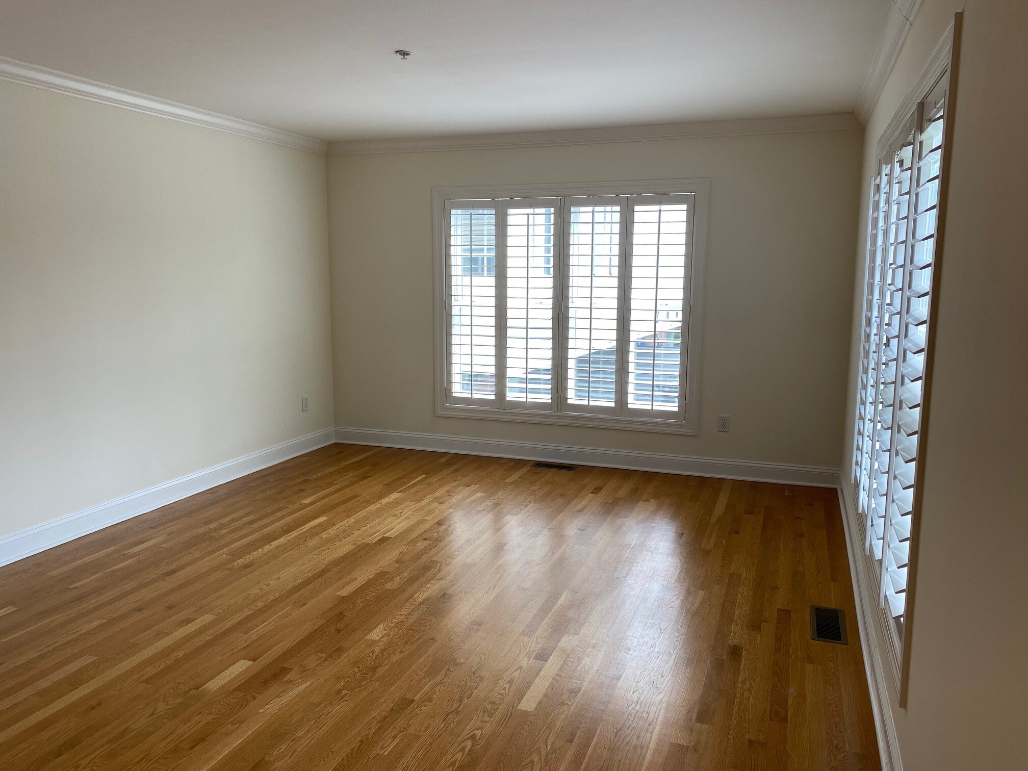 Living Room2 - 2023 Summer St