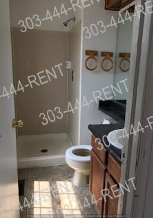 Building Photo - Beautiful 3 Bedroom and 2 Bath Home in Green Valley Ranch